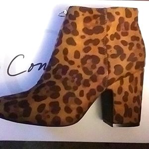 *Sale*Comfort Brand Animal Print Ankle Booties Size 8 Cheetah Leopard Block Heel